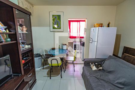 Sala de apartamento à venda com 2 quartos, 45m² em Jardim Leblon, Belo Horizonte