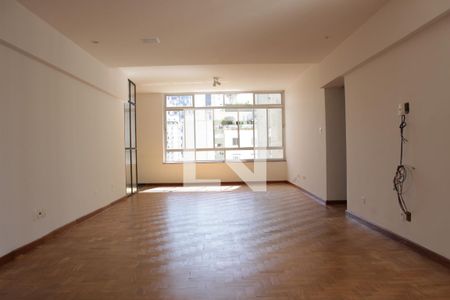 Apartamento para alugar com 180m², 3 quartos e 1 vagaSala