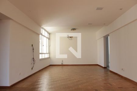Sala próxima da cozinha de apartamento para alugar com 4 quartos, 180m² em Cerqueira César, São Paulo