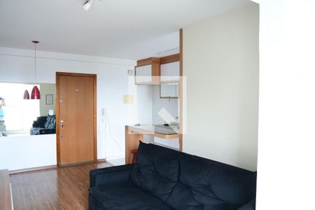 Sala de apartamento para alugar com 2 quartos, 57m² em Jardim Marilu, Cotia