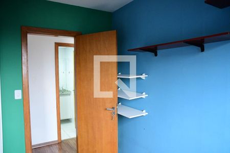 Quarto 1  de apartamento para alugar com 2 quartos, 57m² em Jardim Marilu, Cotia