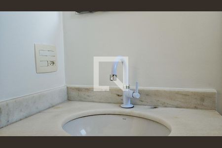 Apartamento para alugar com 46m², 2 quartos e 1 vaga Apartamento para alugar com 46m², 2 quartos e 1 vagaBanheiro