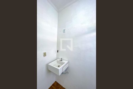 Casa à venda com 171m², 3 quartos e 2 vagasBanheiro