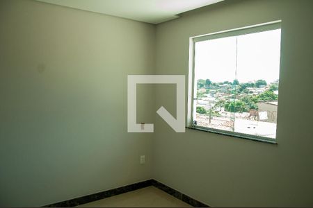 Quarto 1 de casa à venda com 2 quartos, 100m² em Sinimbu, Belo Horizonte