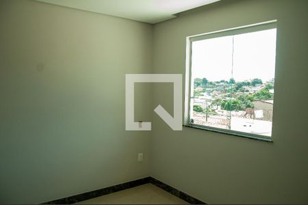 Casa à venda com 100m², 2 quartos e 2 vagas Casa à venda com 100m², 2 quartos e 2 vagasQuarto 1