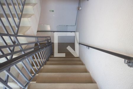 Apartamento para alugar com 28m², 2 quartos e sem vagaEscada
