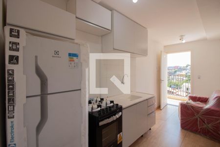 Sala/Cozinha de apartamento à venda com 2 quartos, 28m² em Cidade Antônio Estevão de Carvalho, São Paulo