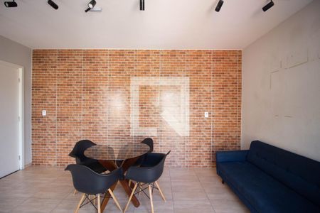 Apartamento para alugar com 28m², 2 quartos e sem vagaÁrea comum - Salão de festas