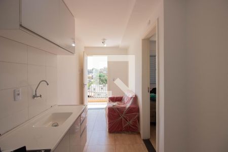 Sala/Cozinha de apartamento à venda com 2 quartos, 28m² em Cidade Antônio Estevão de Carvalho, São Paulo