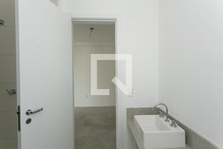 Banheiro de kitnet/studio à venda com 1 quarto, 36m² em Vila Azevedo, São Paulo
