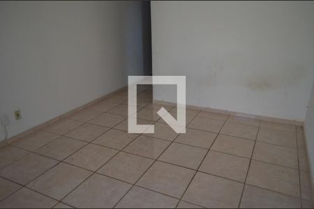 Casa à venda com 180m², 3 quartos e 2 vagasSuíte