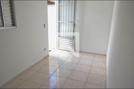 Casa à venda com 180m², 3 quartos e 2 vagasQuarto 2