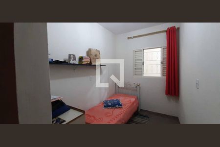 Casa à venda com 241m², 3 quartos e 1 vaga Casa à venda com 241m², 3 quartos e 1 vagaQuarto 2 casa 2