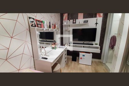 Casa à venda com 241m², 3 quartos e 1 vaga Casa à venda com 241m², 3 quartos e 1 vagaSuíte fundos