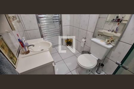 Casa à venda com 241m², 3 quartos e 1 vaga Casa à venda com 241m², 3 quartos e 1 vagaBanheiro do Quarto 1