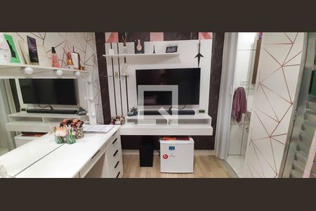 Casa à venda com 241m², 3 quartos e 1 vaga Casa à venda com 241m², 3 quartos e 1 vagaSuíte fundos