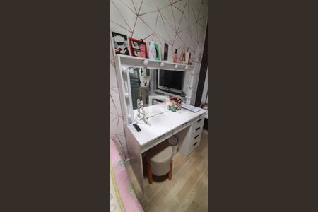 Casa à venda com 241m², 3 quartos e 1 vaga Casa à venda com 241m², 3 quartos e 1 vagaSuíte fundos