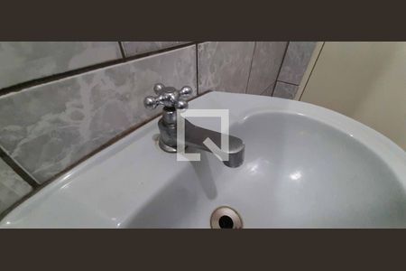 Casa à venda com 241m², 3 quartos e 1 vaga Casa à venda com 241m², 3 quartos e 1 vagaBanheiro casa 2