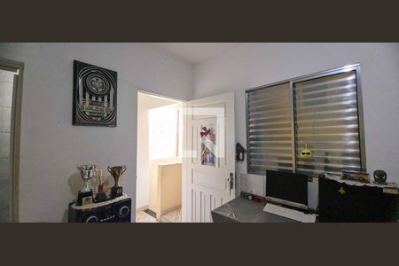 Casa à venda com 241m², 3 quartos e 1 vaga Casa à venda com 241m², 3 quartos e 1 vagaQuarto 2