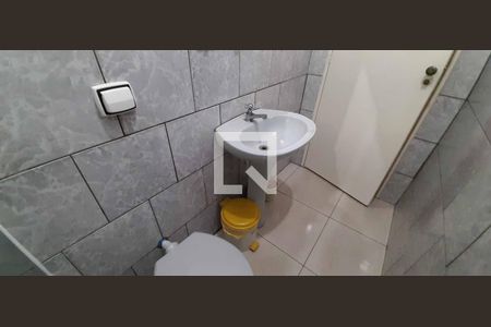 Casa à venda com 241m², 3 quartos e 1 vaga Casa à venda com 241m², 3 quartos e 1 vagaBanheiro casa 2