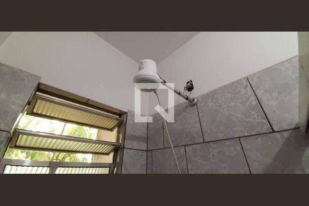 Casa à venda com 241m², 3 quartos e 1 vaga Casa à venda com 241m², 3 quartos e 1 vagaBanheiro casa 2