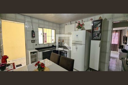 Casa à venda com 241m², 3 quartos e 1 vaga Casa à venda com 241m², 3 quartos e 1 vagaCozinha
