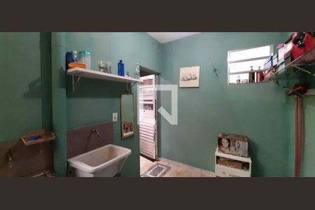 Casa à venda com 241m², 3 quartos e 1 vaga Casa à venda com 241m², 3 quartos e 1 vagaÁrea de Serviço