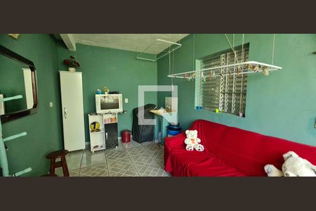 Casa à venda com 241m², 3 quartos e 1 vaga Casa à venda com 241m², 3 quartos e 1 vagaÁrea de Serviço