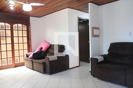 Sala de casa à venda com 3 quartos, 170m² em Feitoria, São Leopoldo