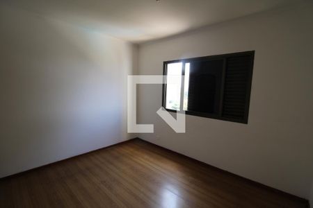Apartamento à venda com 195m², 4 quartos e 3 vagasQuarto 4