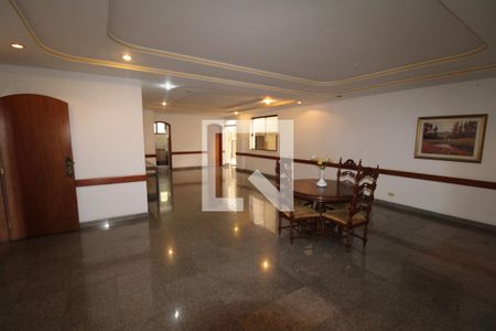 Apartamento à venda com 195m², 4 quartos e 3 vagasÁrea Comum