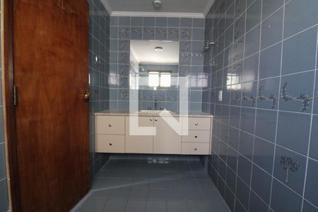 Apartamento à venda com 195m², 4 quartos e 3 vagasQuarto 2 - Banheiro