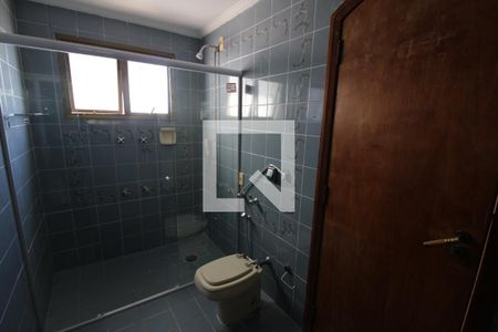 Apartamento à venda com 195m², 4 quartos e 3 vagasQuarto 2 - Banheiro