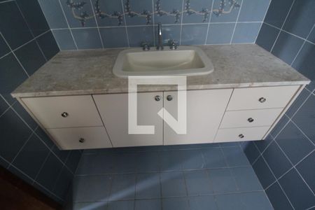 Apartamento à venda com 195m², 4 quartos e 3 vagasQuarto 2 - Banheiro