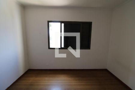 Apartamento à venda com 195m², 4 quartos e 3 vagasQuarto 4