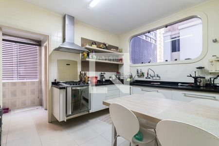 Apartamento à venda com 168m², 3 quartos e 2 vagasCozinha