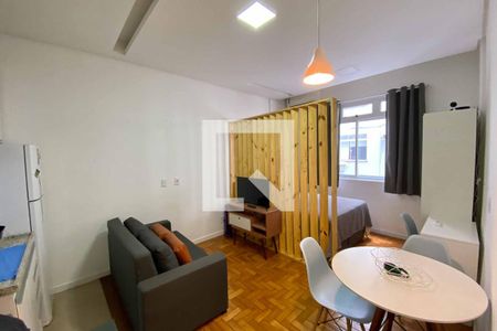 Sala/Quarto de kitnet/studio à venda com 1 quarto, 27m² em Flamengo, Rio de Janeiro