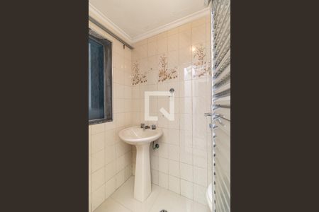 Casa à venda com 180m², 3 quartos e 2 vagasLavabo