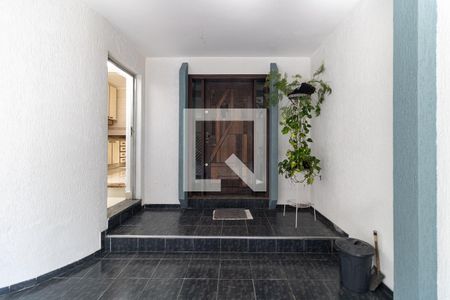 Casa à venda com 180m², 3 quartos e 2 vagasEntrada Social