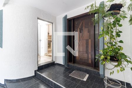 Casa à venda com 180m², 3 quartos e 2 vagasEntrada