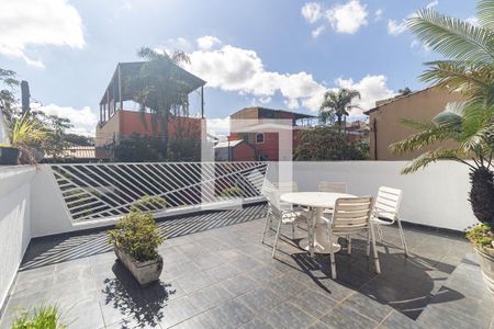 Casa à venda com 180m², 3 quartos e 2 vagasVaranda do Salão