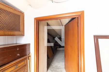 Casa à venda com 180m², 3 quartos e 2 vagasÁrea de Serviço