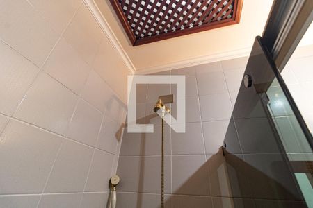 Casa à venda com 180m², 3 quartos e 2 vagasBanheiro Social