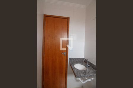 Banheiro de apartamento para alugar com 1 quarto, 37m² em Parque São Lucas, São Paulo