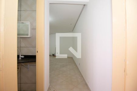 Corredor de apartamento para alugar com 1 quarto, 37m² em Riacho Fundo I, Brasília