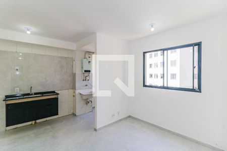 Sala de apartamento para alugar com 2 quartos, 36m² em Parque Maria Helena, São Paulo