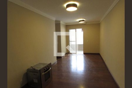 Sala de apartamento à venda com 3 quartos, 69m² em Paraíso do Morumbi, São Paulo