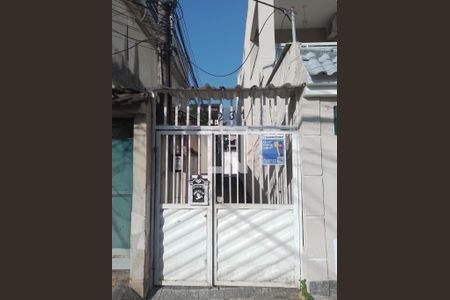 Casa à venda com 80m², 2 quartos e sem vaga Casa à venda com 80m², 2 quartos e sem vagaEntrada