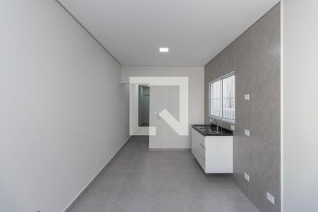 Sala/Cozinha de casa para alugar com 2 quartos, 40m² em Vila Gustavo, São Paulo