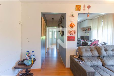 Corredor de apartamento à venda com 3 quartos, 70m² em Vila Nova, Porto Alegre